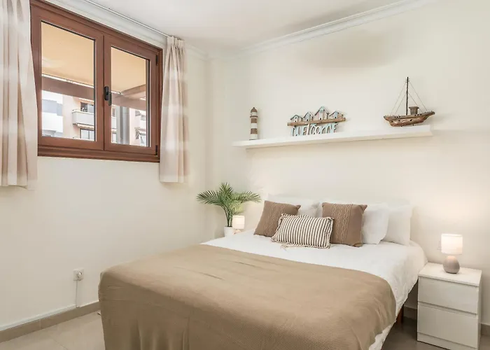 Апартаменты Santa Amalia Ocean View *